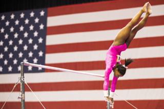 Simone Biles feet photo thumbnail
