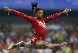 Simone Biles feet photo thumbnail