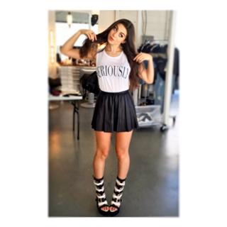 Kira Kosarin feet photo thumbnail