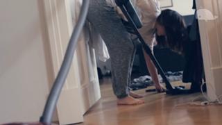 Ewa Farna feet photo thumbnail