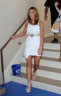 Ashley Greene feet photo thumbnail