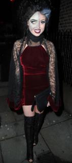 Jorgie Porter feet photo thumbnail