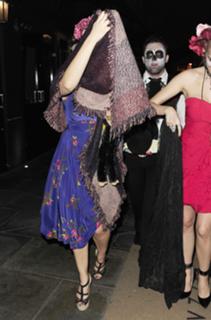 Kelly Brook feet photo thumbnail