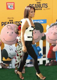 Christina Milian feet photo thumbnail