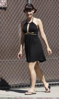 Jessica Lowndes feet photo thumbnail