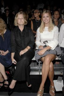 Ivanka Trump feet photo thumbnail