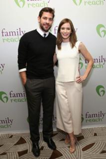 Emily Blunt feet photo thumbnail