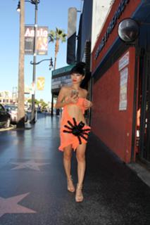 Bai Ling feet photo thumbnail