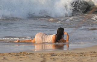 Bruna Marquezine feet photo thumbnail