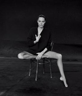 Angelina Jolie feet photo thumbnail