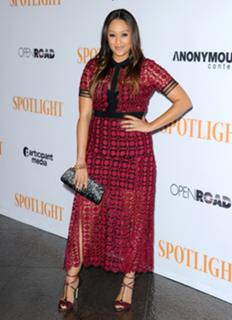Tia Mowry feet photo thumbnail