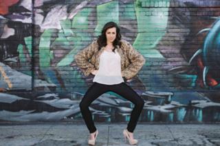 Colleen Ballinger feet photo thumbnail