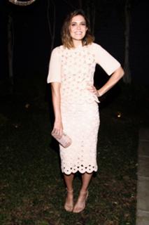 Mandy Moore feet photo thumbnail