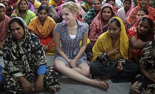 Emma Watson feet photo thumbnail