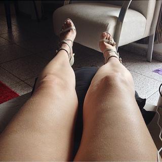 Jaqueline Mello feet photo thumbnail