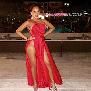 Adrienne Houghton feet photo thumbnail