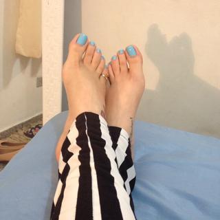 Jaqueline Mello feet photo thumbnail