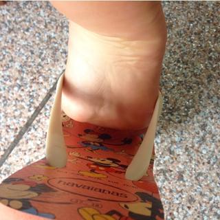 Jaqueline Mello feet photo thumbnail