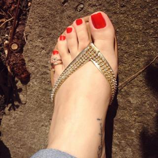 Jaqueline Mello feet photo thumbnail