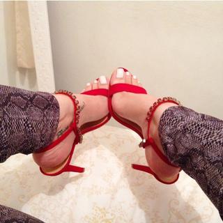 Jaqueline Mello feet photo thumbnail