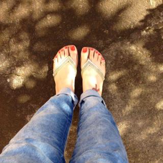 Jaqueline Mello feet photo thumbnail