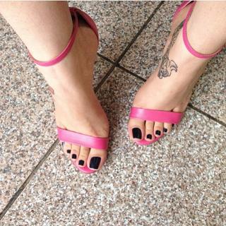 Jaqueline Mello feet photo thumbnail