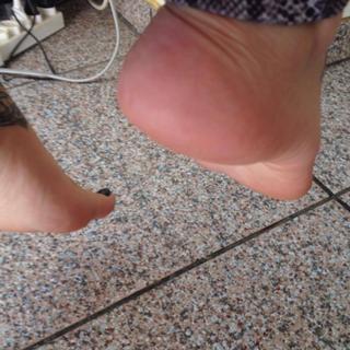 Jaqueline Mello feet photo thumbnail
