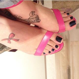 Jaqueline Mello feet photo thumbnail