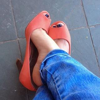 Jaqueline Mello feet photo thumbnail