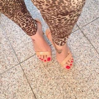 Jaqueline Mello feet photo thumbnail