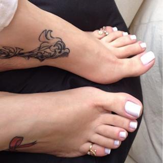 Jaqueline Mello feet photo thumbnail