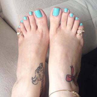Jaqueline Mello feet photo thumbnail