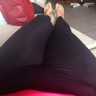 Jaqueline Mello feet photo thumbnail