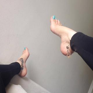 Jaqueline Mello feet photo thumbnail