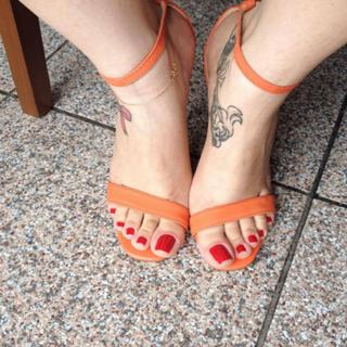 Jaqueline Mello feet photo thumbnail