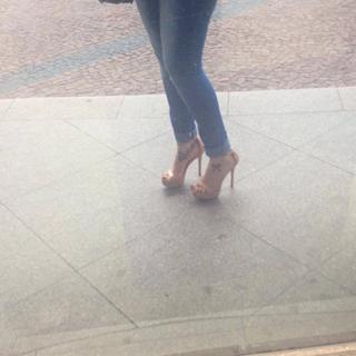 Jaqueline Mello feet photo thumbnail