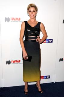 Julie Bowen feet photo thumbnail