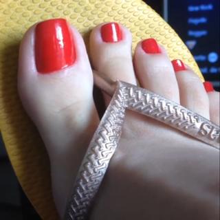 Jaqueline Mello feet photo thumbnail