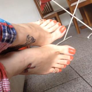 Jaqueline Mello feet photo thumbnail