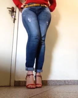 Jaqueline Mello feet photo thumbnail