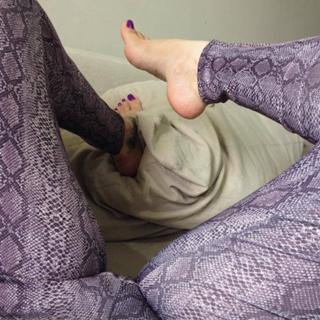 Jaqueline Mello feet photo thumbnail