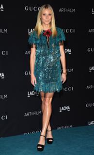 Gwyneth Paltrow feet photo thumbnail