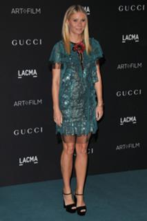 Gwyneth Paltrow feet photo thumbnail