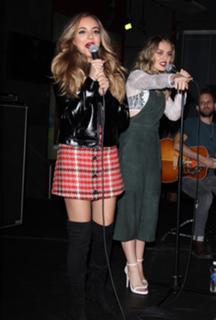 Perrie Edwards feet photo thumbnail