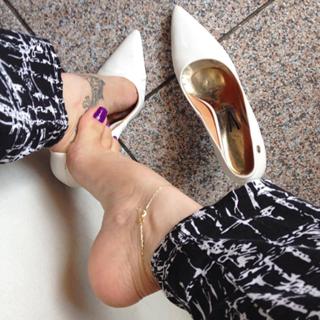 Jaqueline Mello feet photo thumbnail