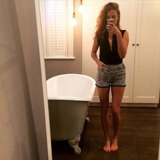 Millie Mackintosh feet photo thumbnail