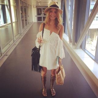 Millie Mackintosh feet photo thumbnail