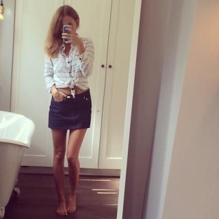 Millie Mackintosh feet photo thumbnail