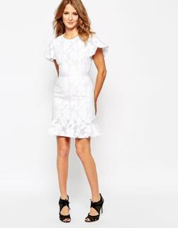 Millie Mackintosh feet photo thumbnail