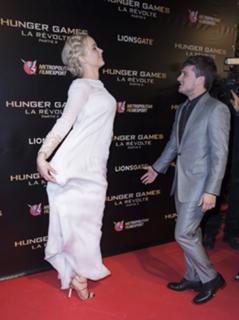 Jennifer Lawrence feet photo thumbnail